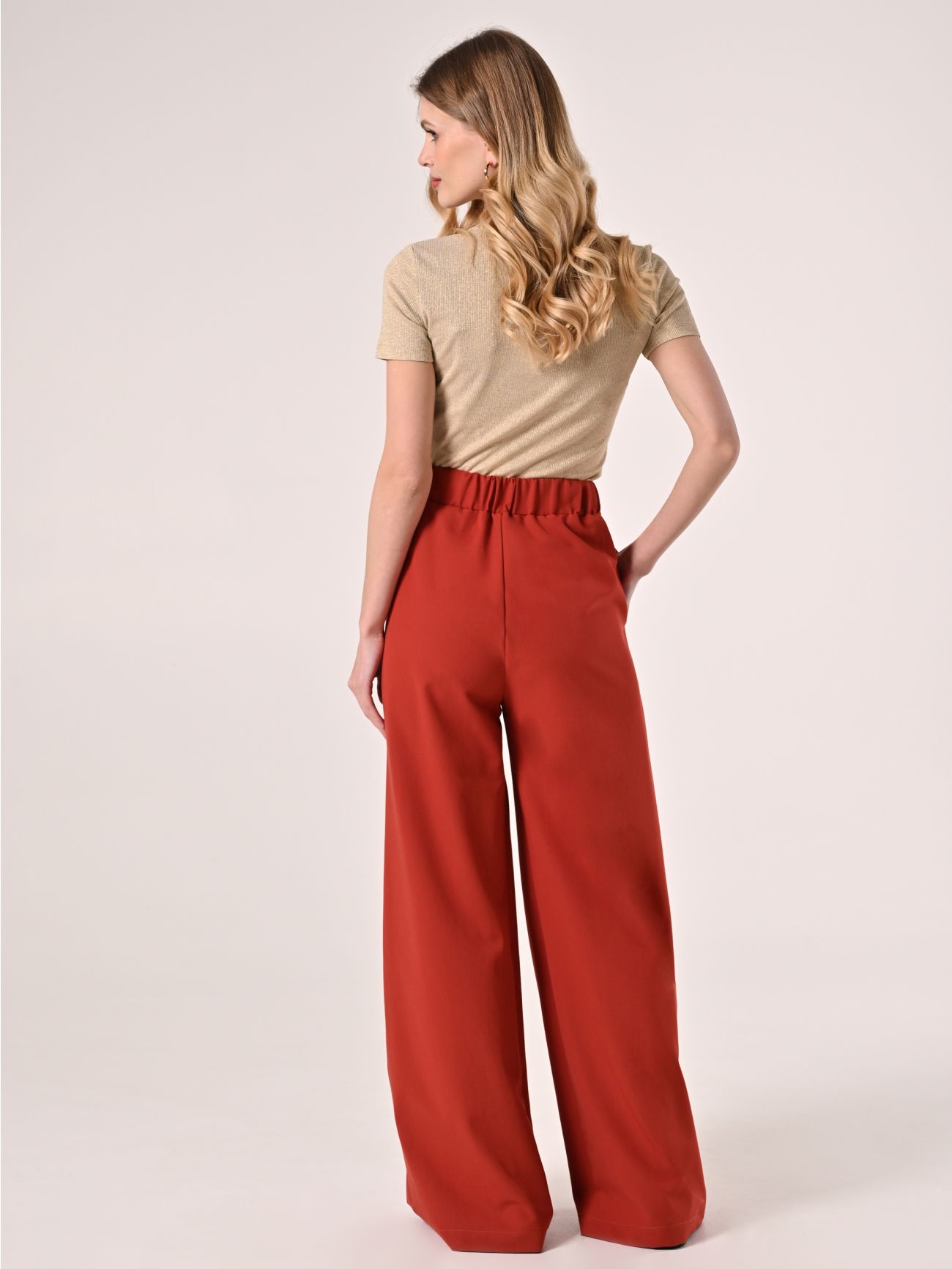 Pantalon à pinces couleur terracotta det_3