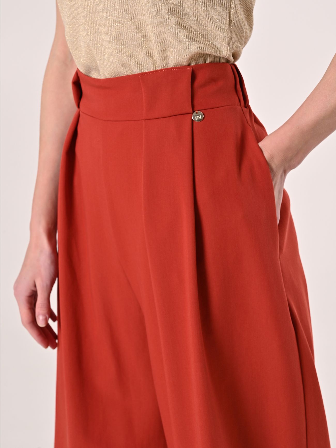 Pantalon à pinces couleur terracotta in_i5