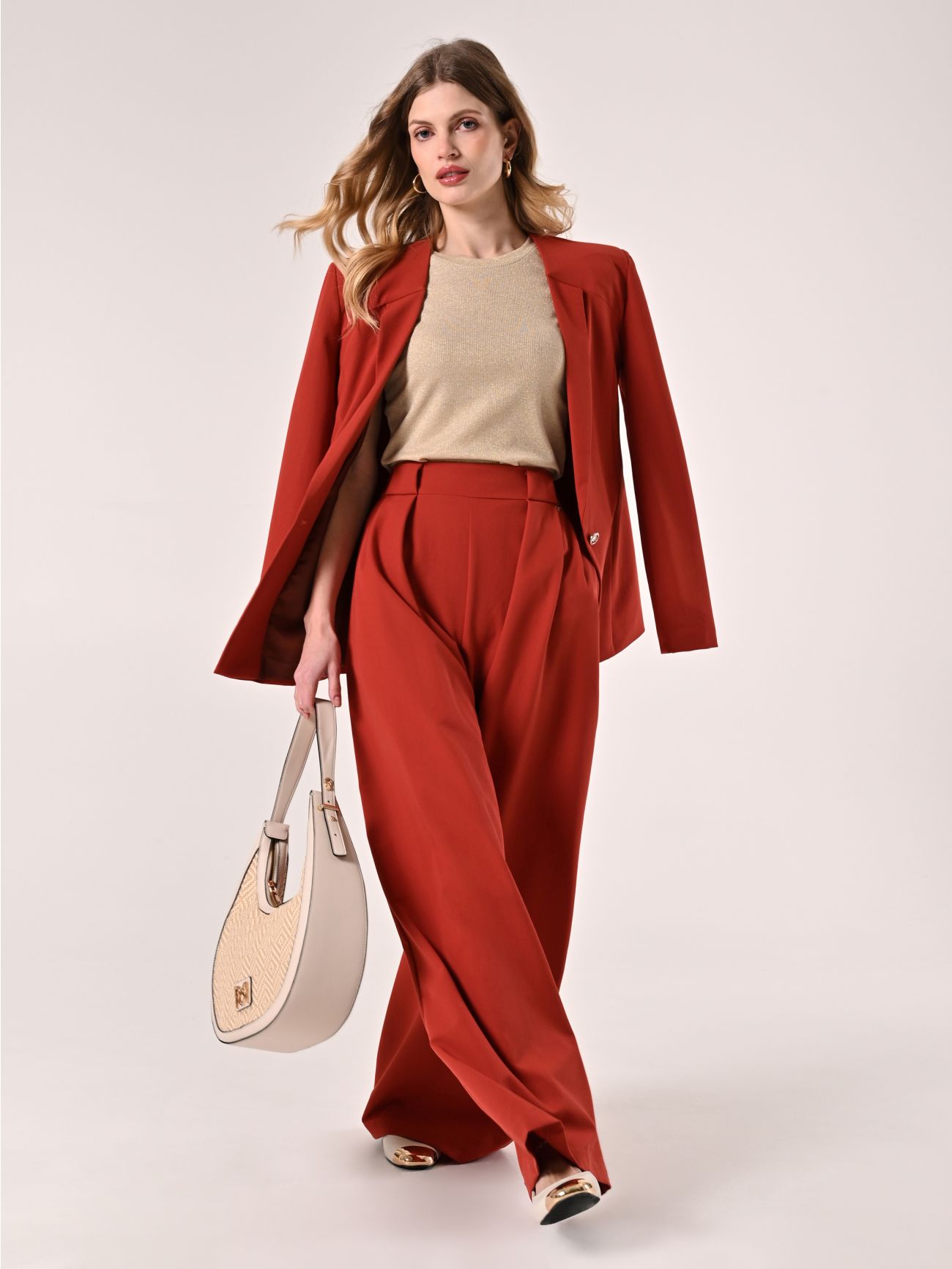 Pantalon à pinces couleur terracotta  Rinascimento
