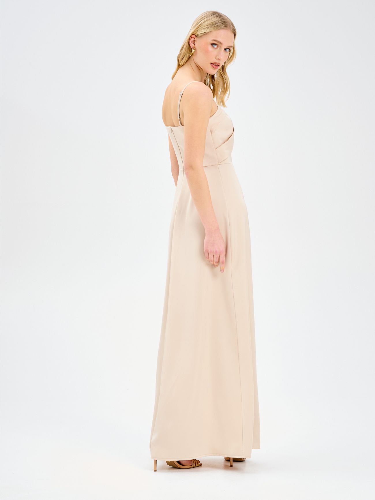 Robe longue en satin det_3