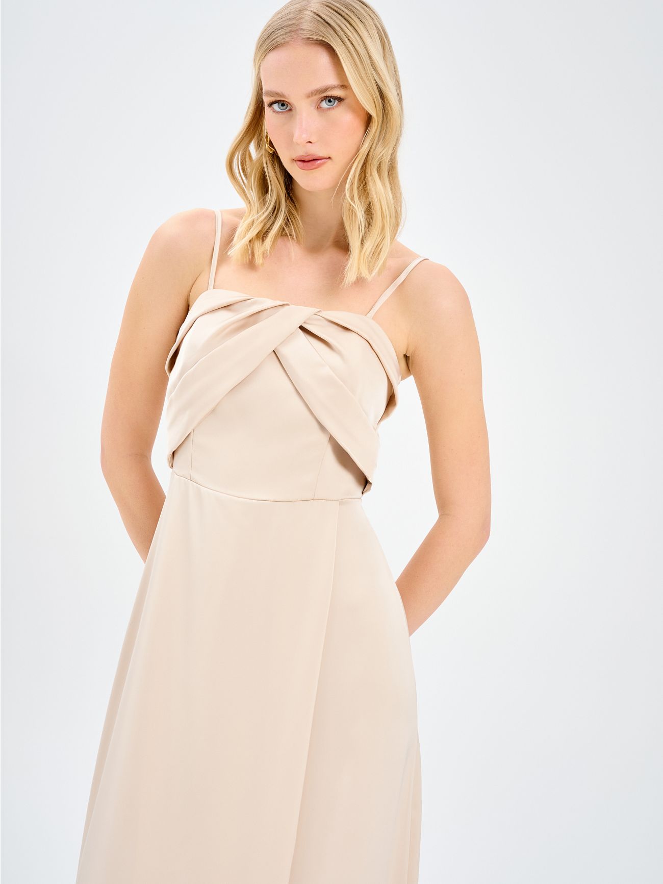 Robe longue en satin in_i5