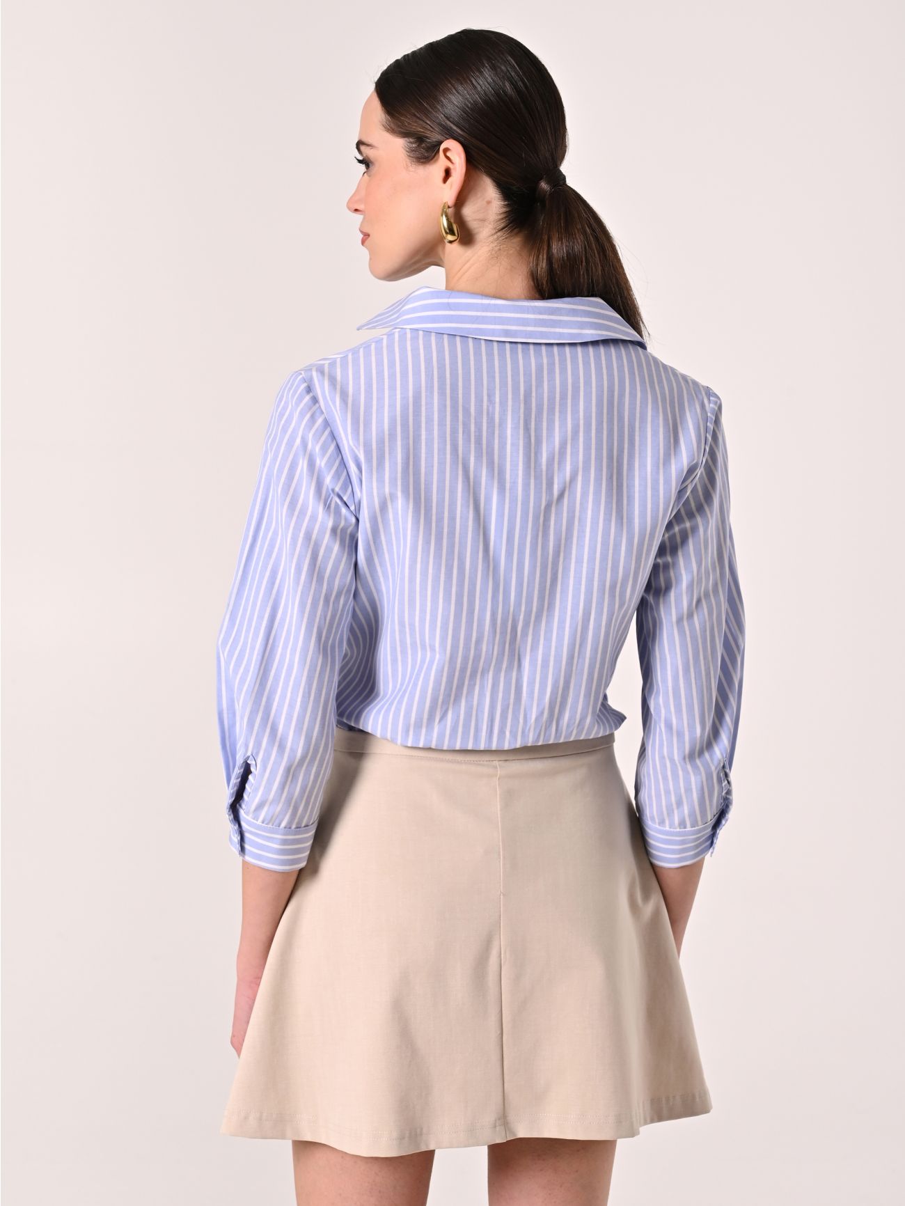 Camisa cruzada de rayas det_3
