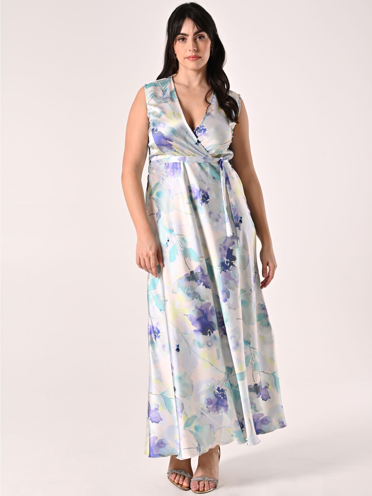 Curvy Long Floral-print Dress in_i7