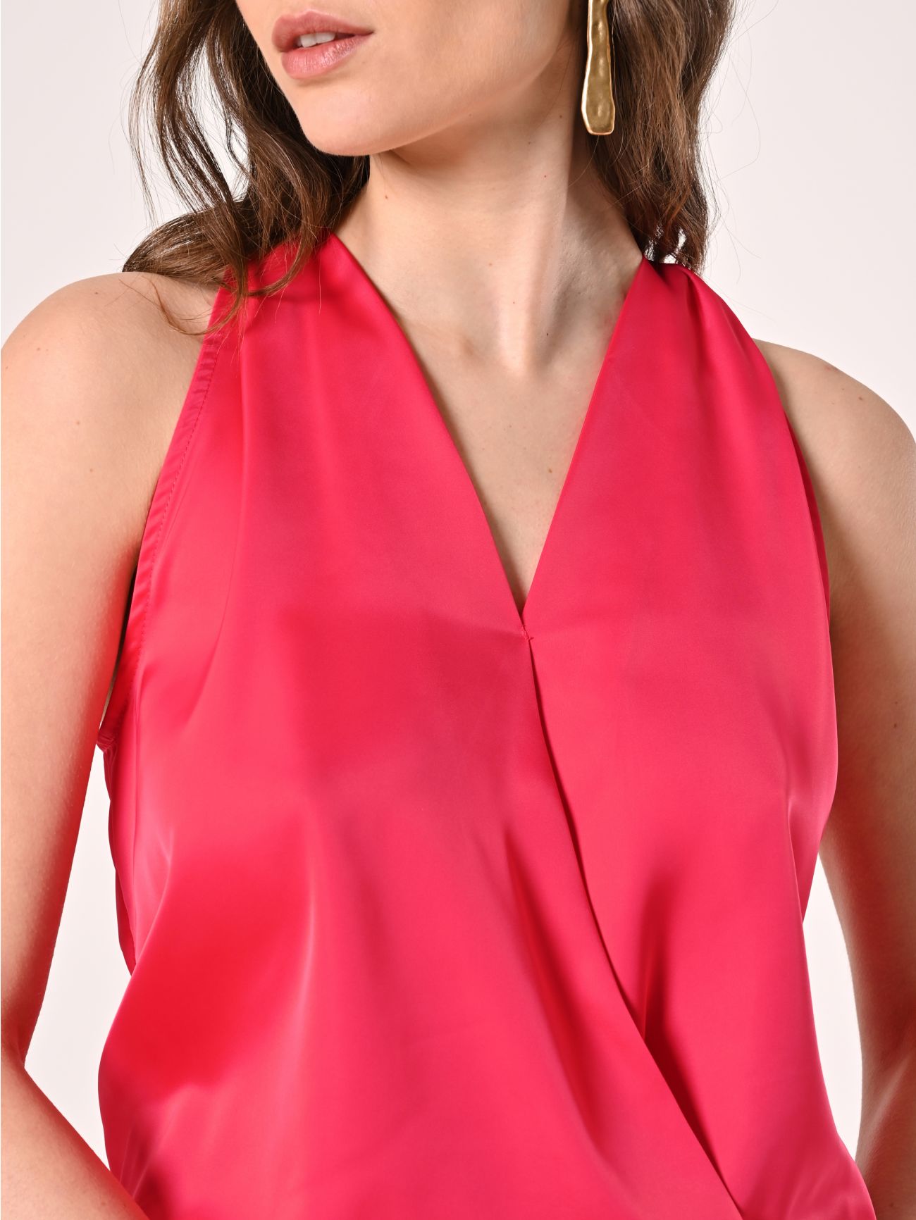 Top Fuxia in Raso con scollo all'Americana in_i5