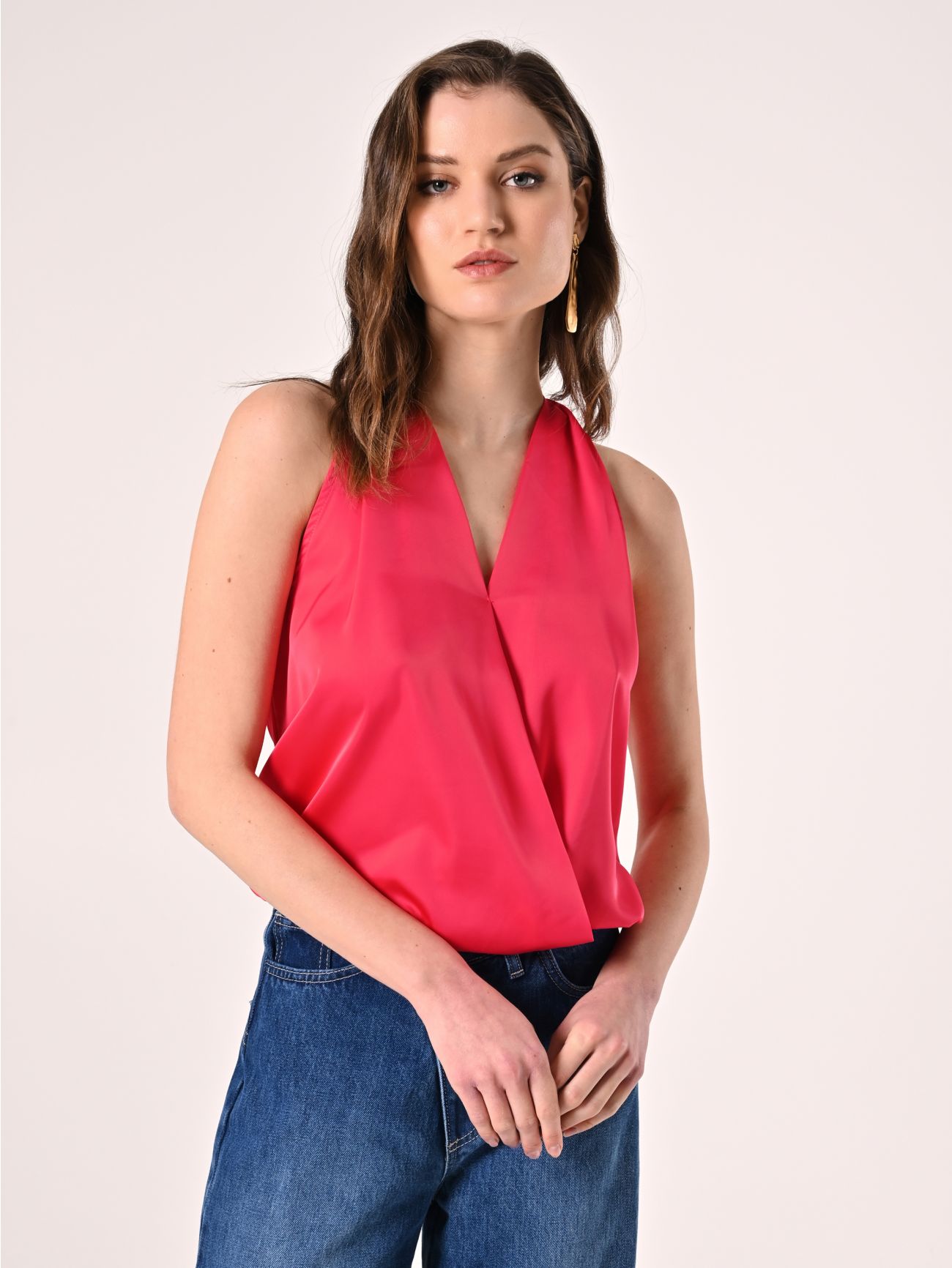 Top Fuxia in Raso con scollo all'Americana in_i7