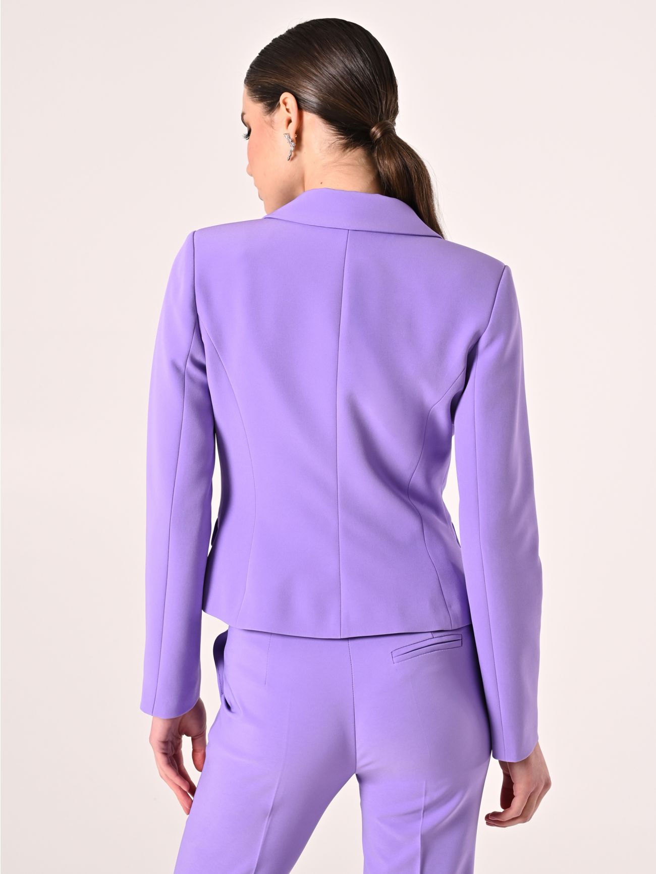 Chaqueta de tejido técnico lila det_3