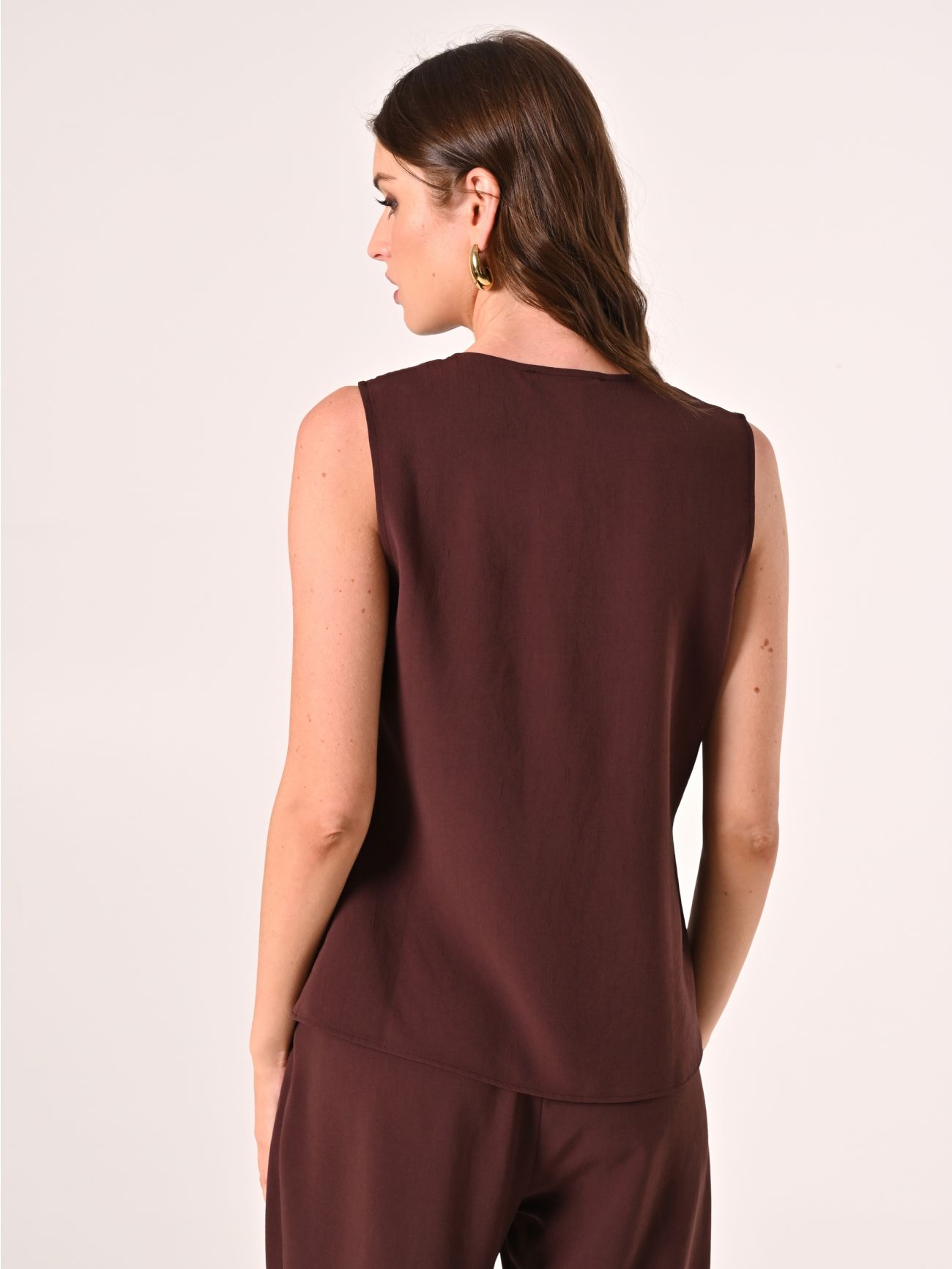 Top marron couleur chocolat effet gaufré det_3