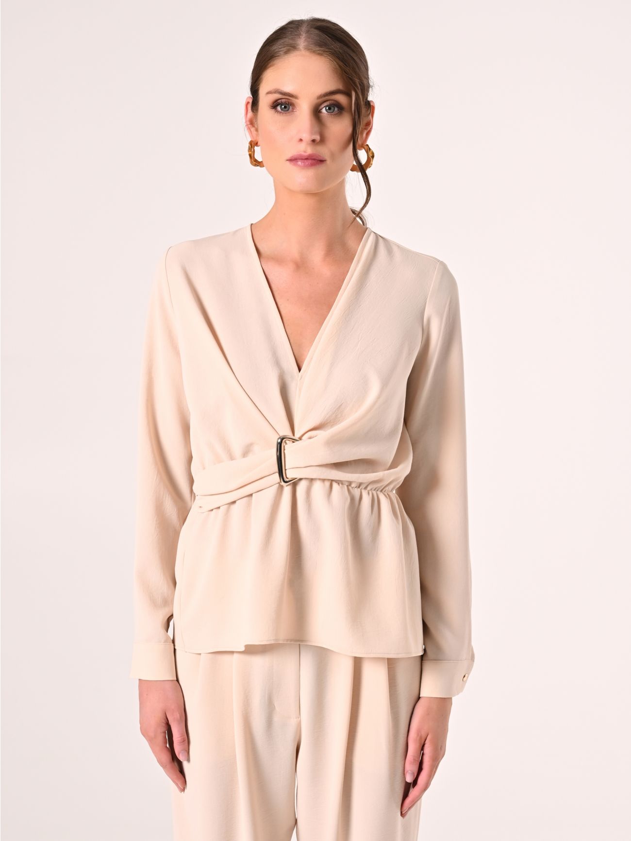 Textured Beige Blouse det_2