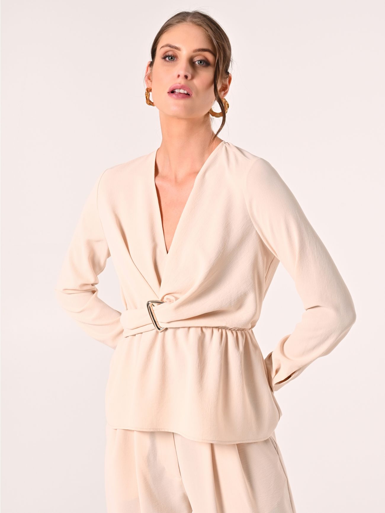 Textured Beige Blouse in_i7
