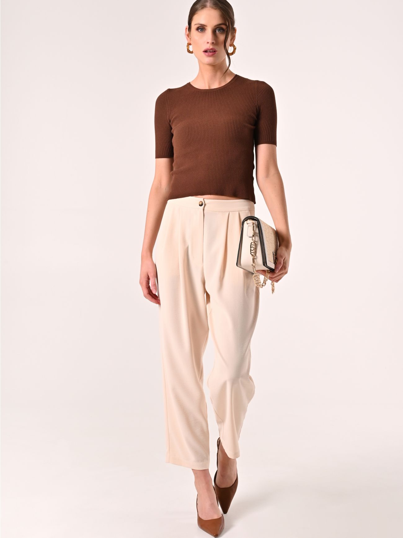 Pantaloni effetto Goffrato Beige  Rinascimento