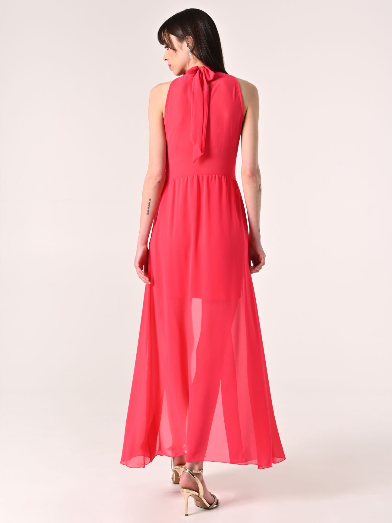 Vestido high-low fucsia det_3