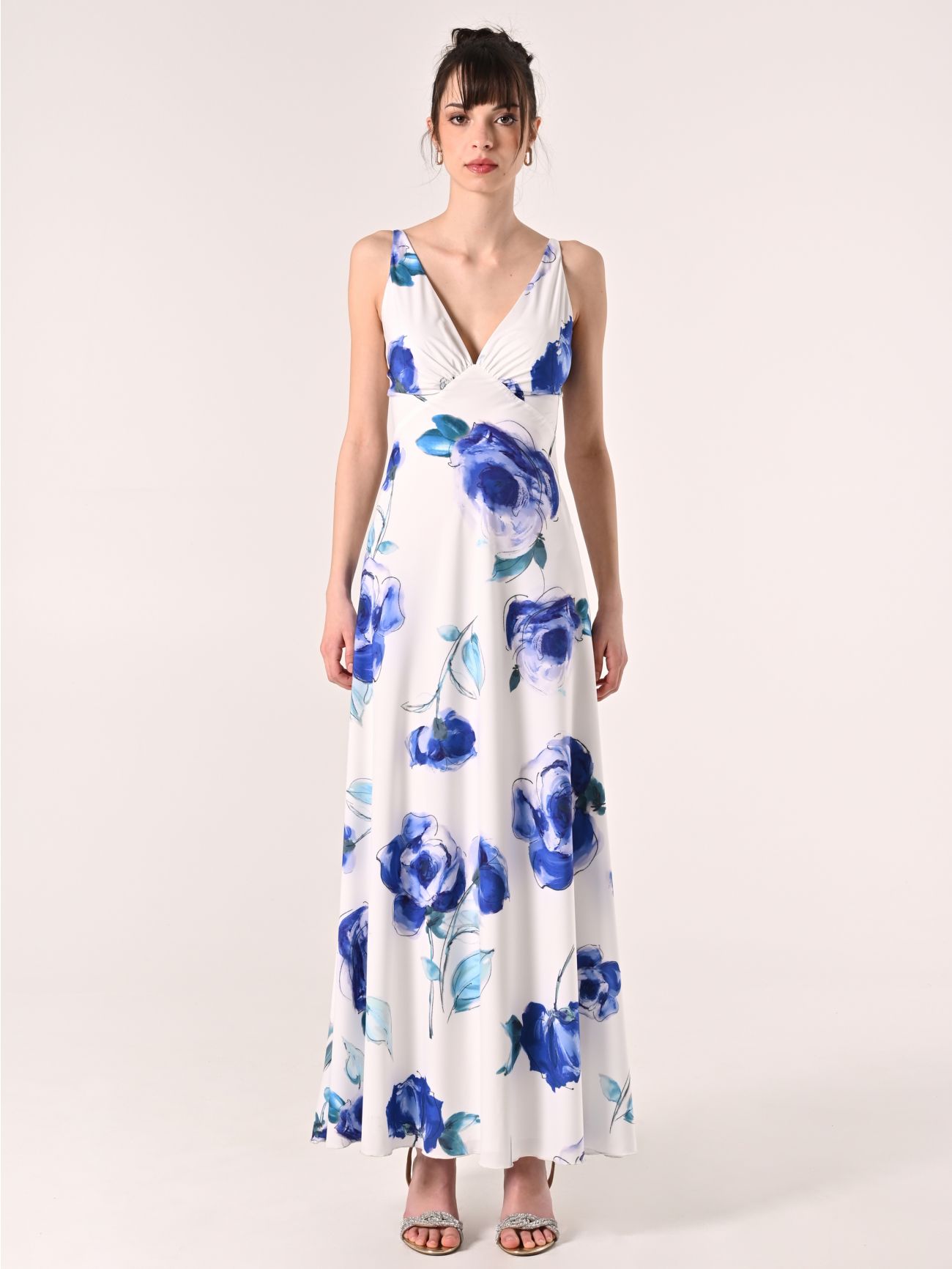 Vestido largo con estampado floral azul det_1