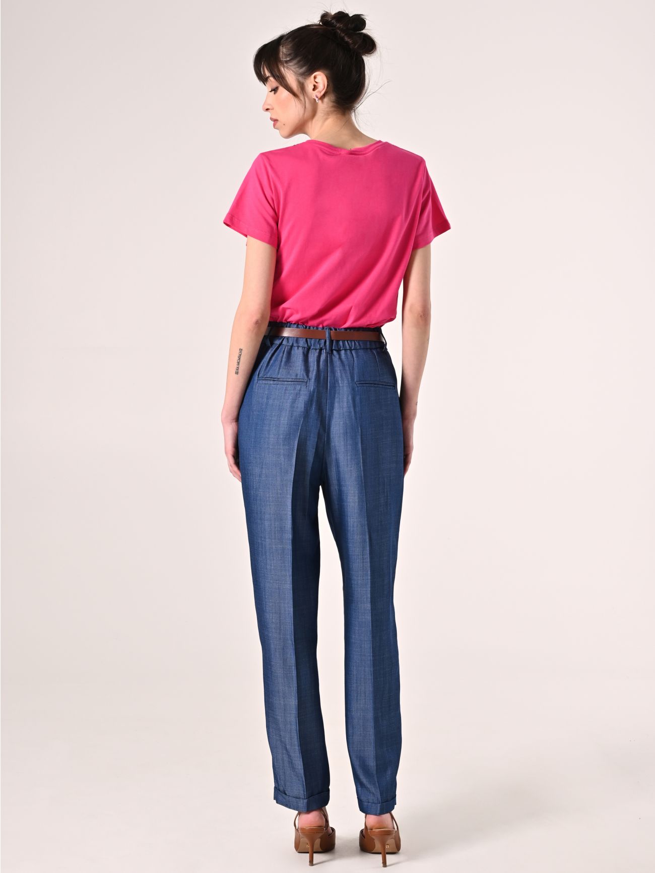 Hose aus Chambray mit Gürtel det_3
