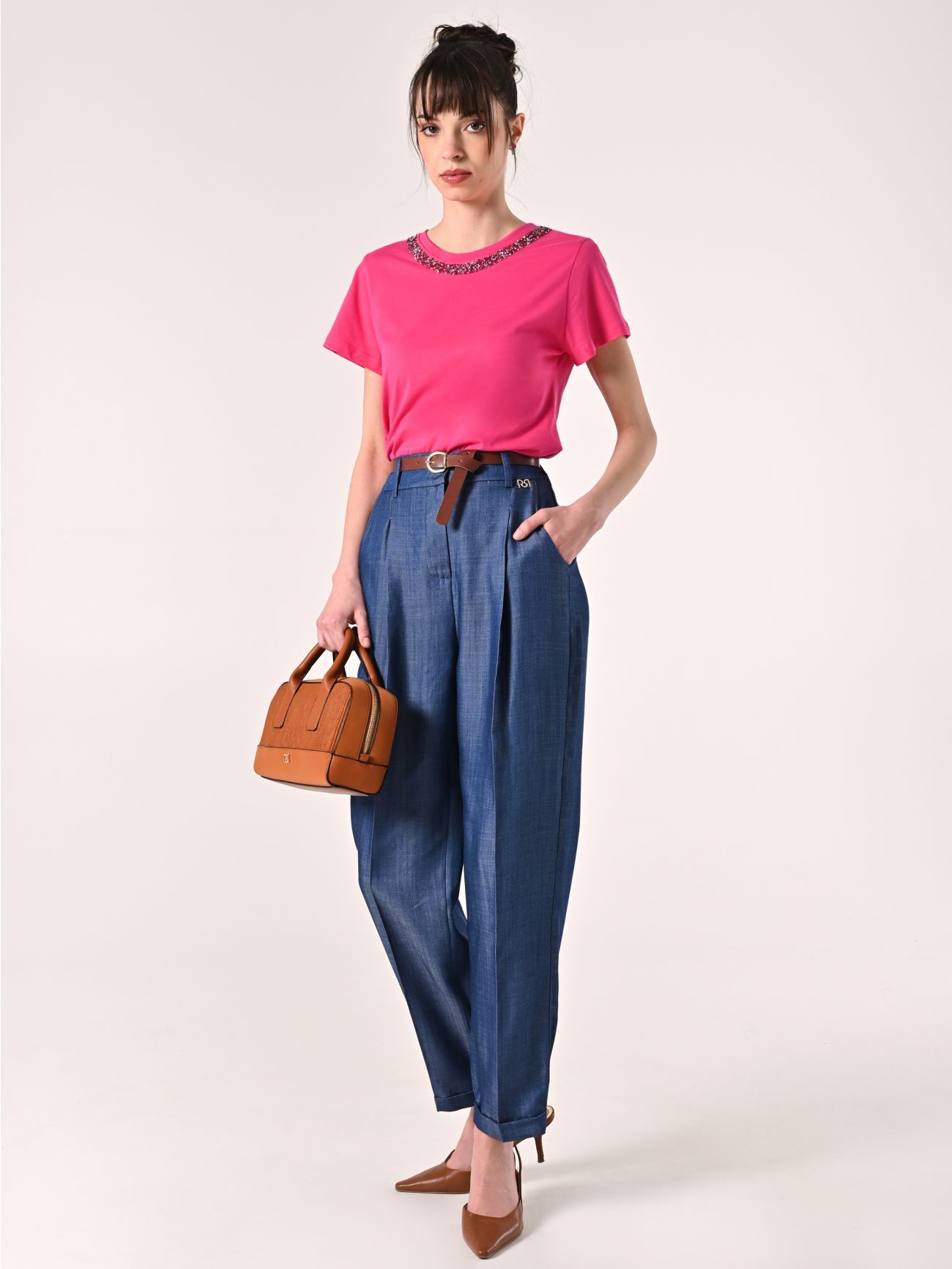 Hose aus Chambray mit Gürtel sp_e1