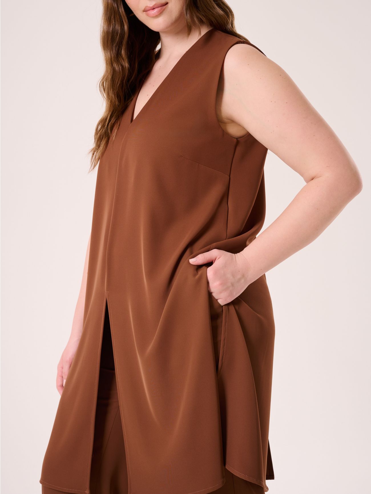 Curvy Long Chocolate Top in_i5