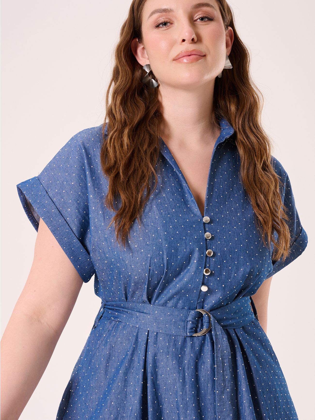  Curvy Chambray Kleid mit Strass in_i5