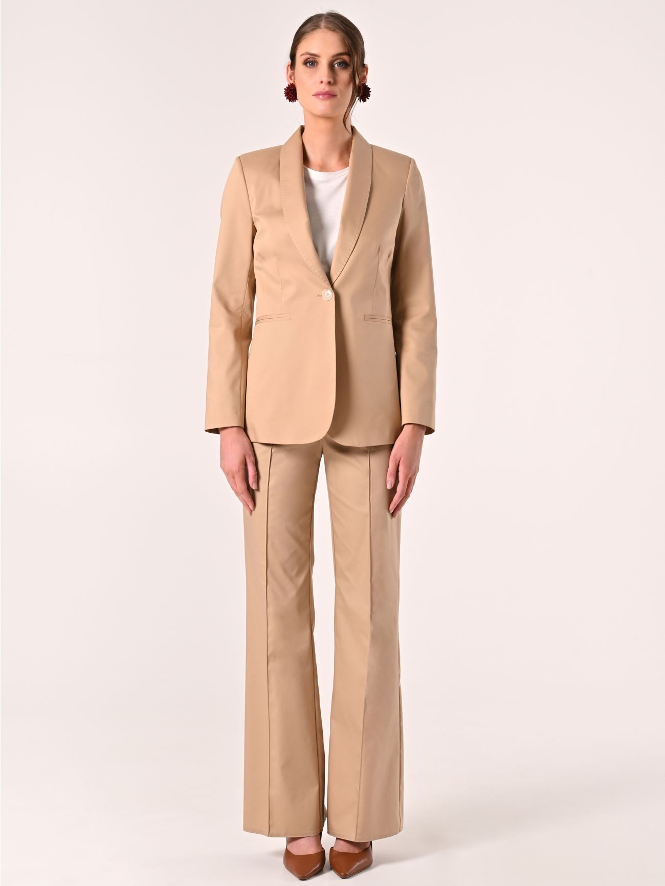 Veste beige foncé en coton avec coutures contrastées det_1