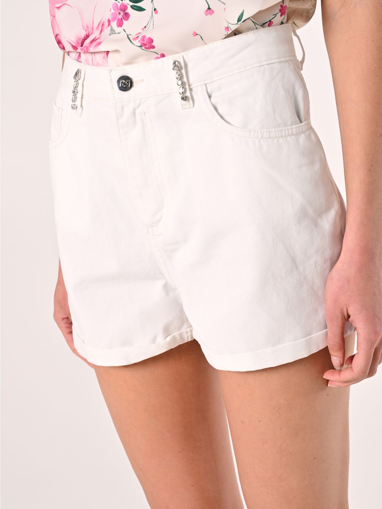Pantalón corto vaquero blanco in_i5