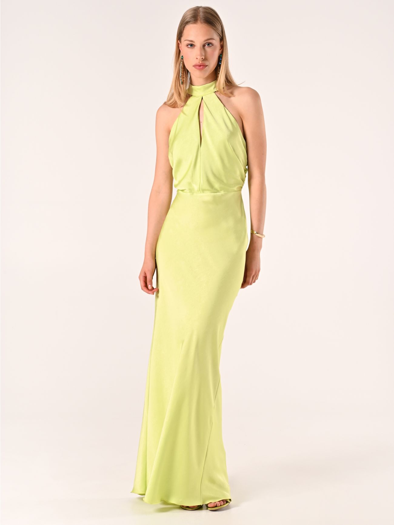 Fließendes Kleid aus Satin in Limette in_i7