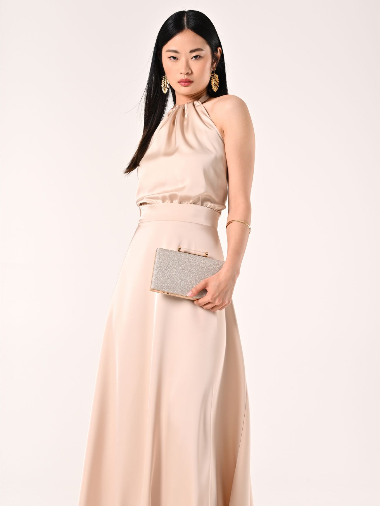 Vestido largo de satén beige claro sp_e1