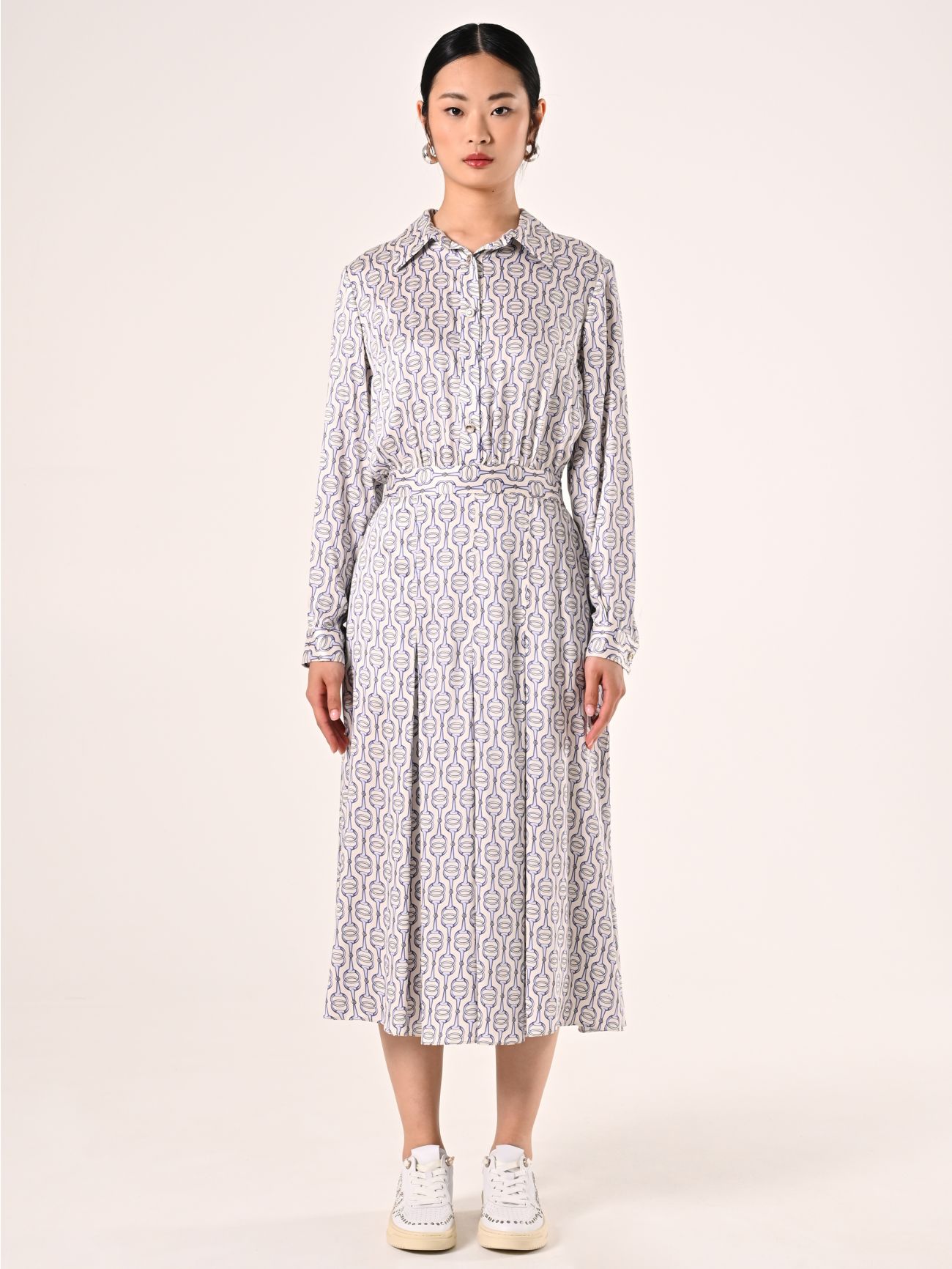 Robe midi imprimée blanche et bleu ciel det_1