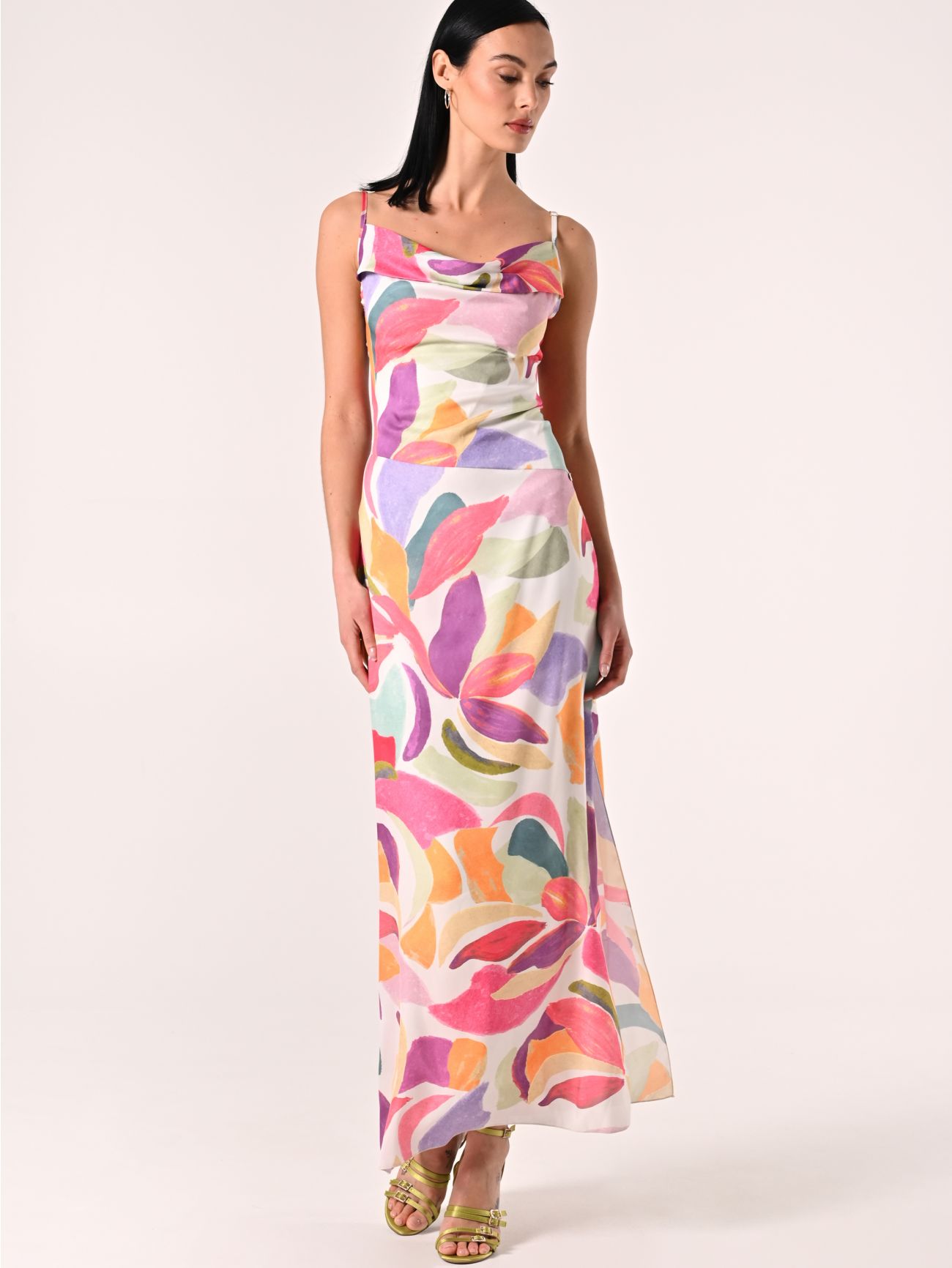 Vestido multicolor con enagua in_i7