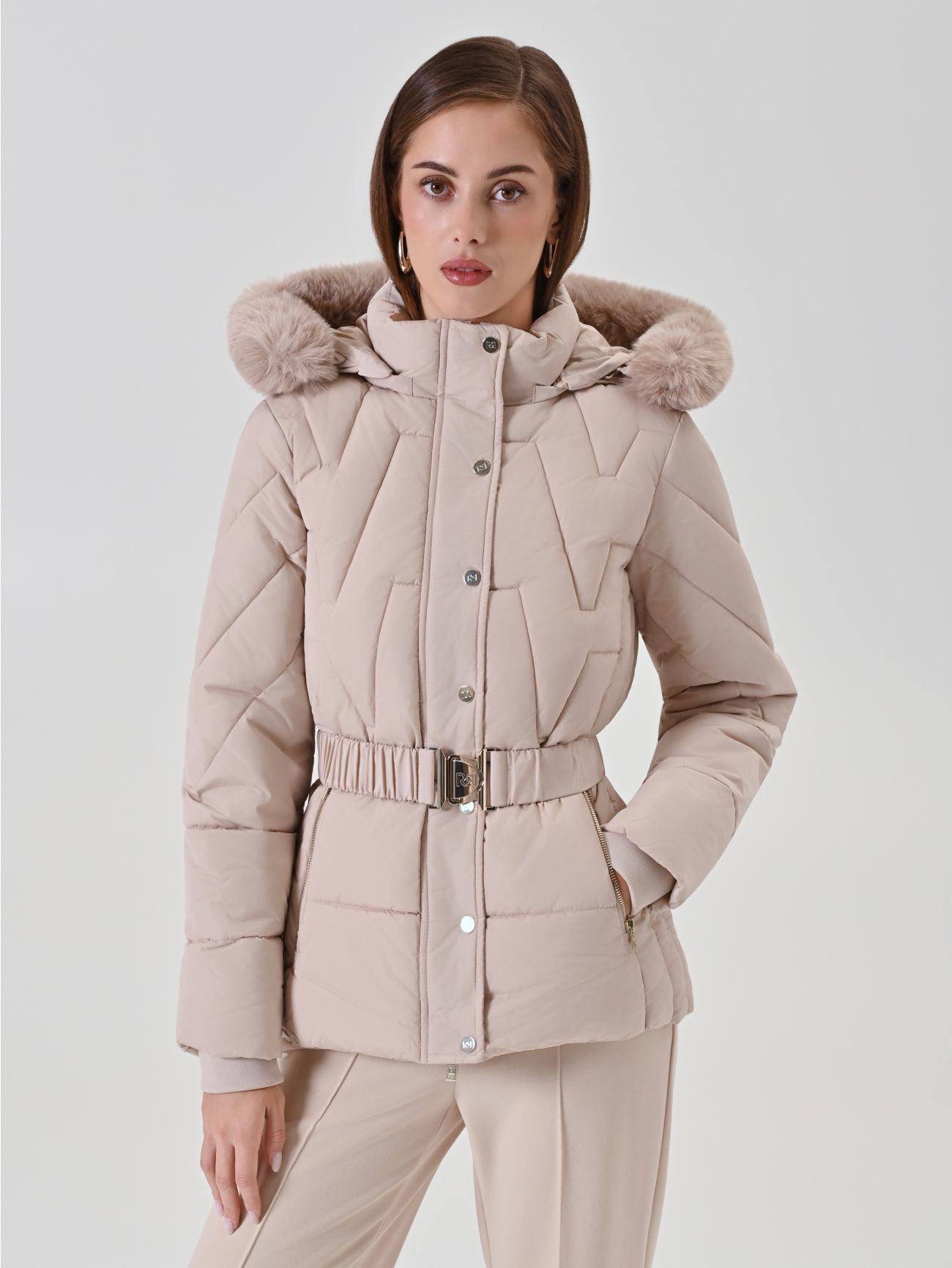 Short Beige Down Jacket in_i7