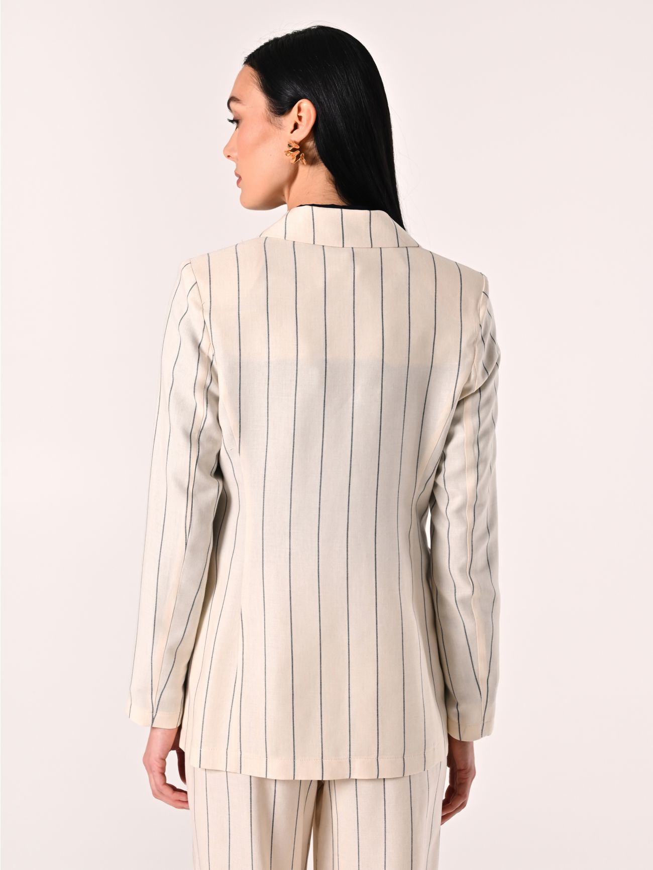 White Jacket with Blue Stripes det_3
