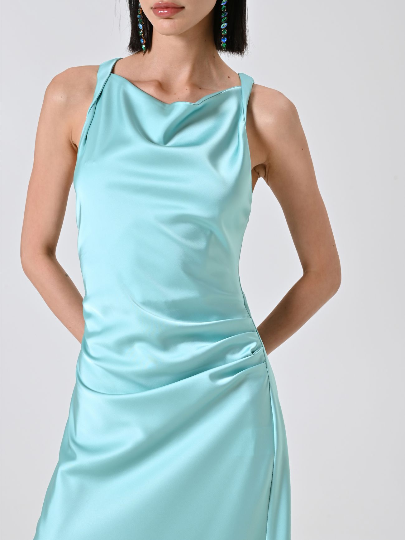  Vestido de Satén Aguamarina in_i5