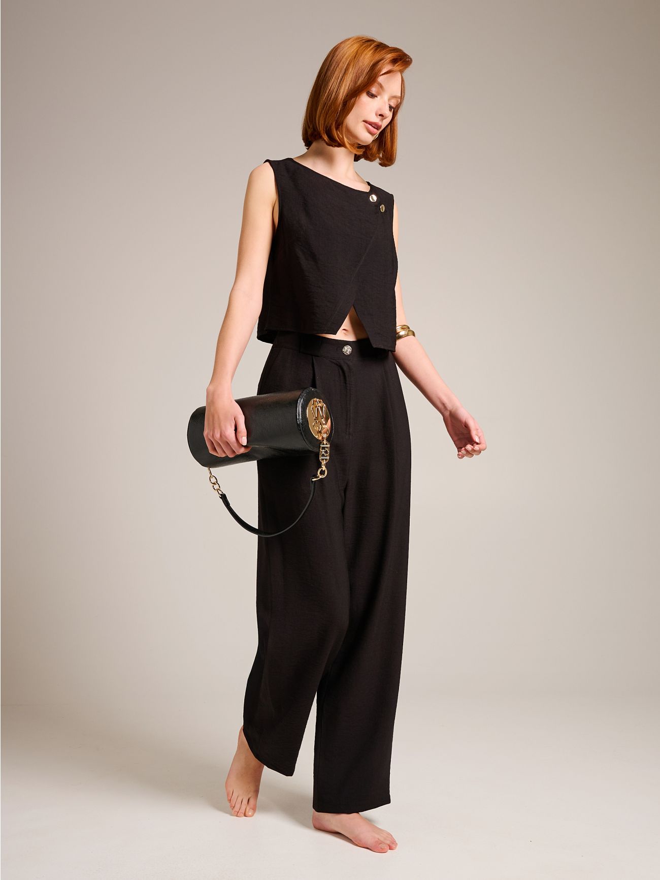 Pantaloni Neri con Pinces sp_e1
