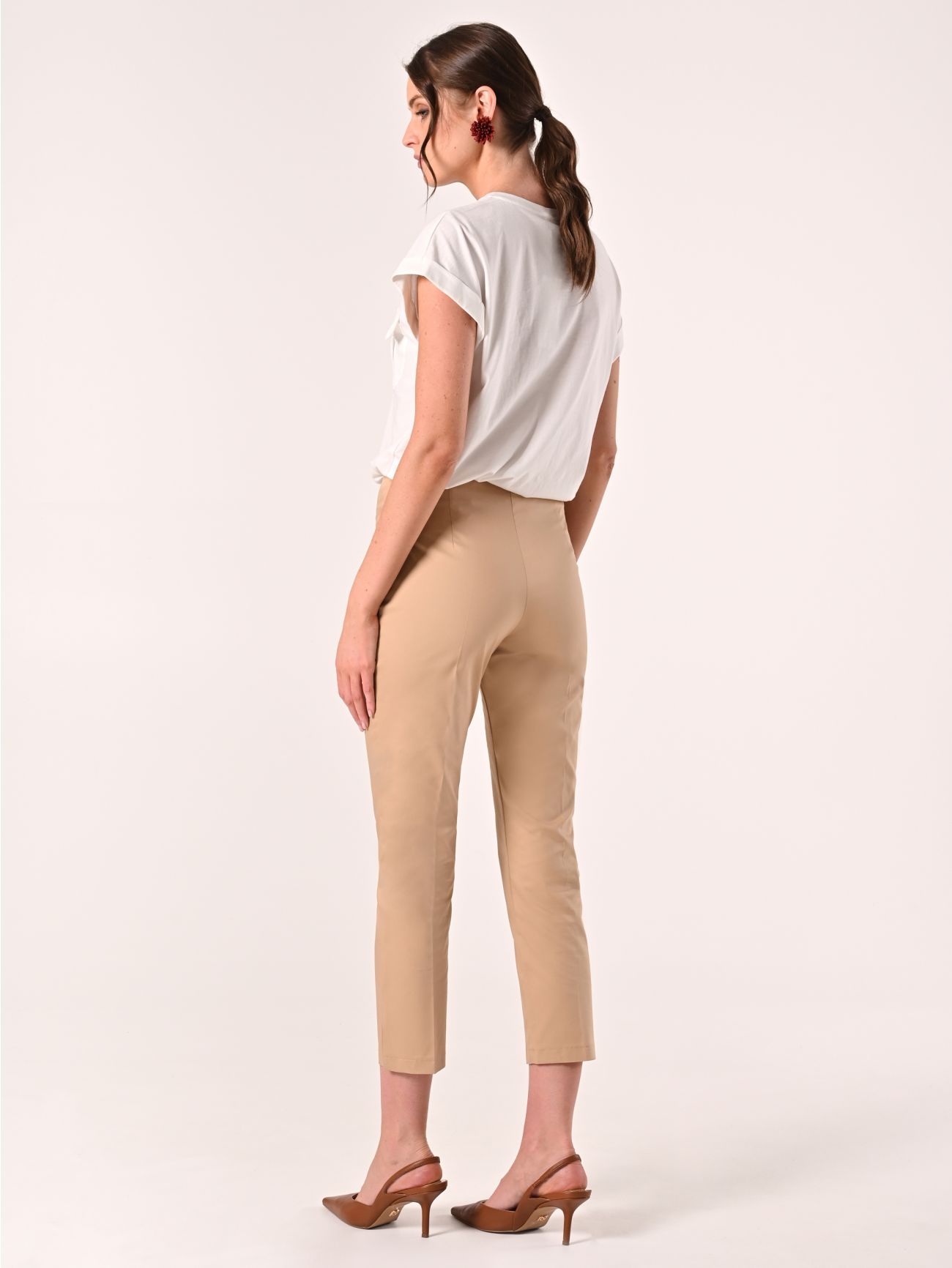Pantalón pitillo de algodón beige oscuro det_3