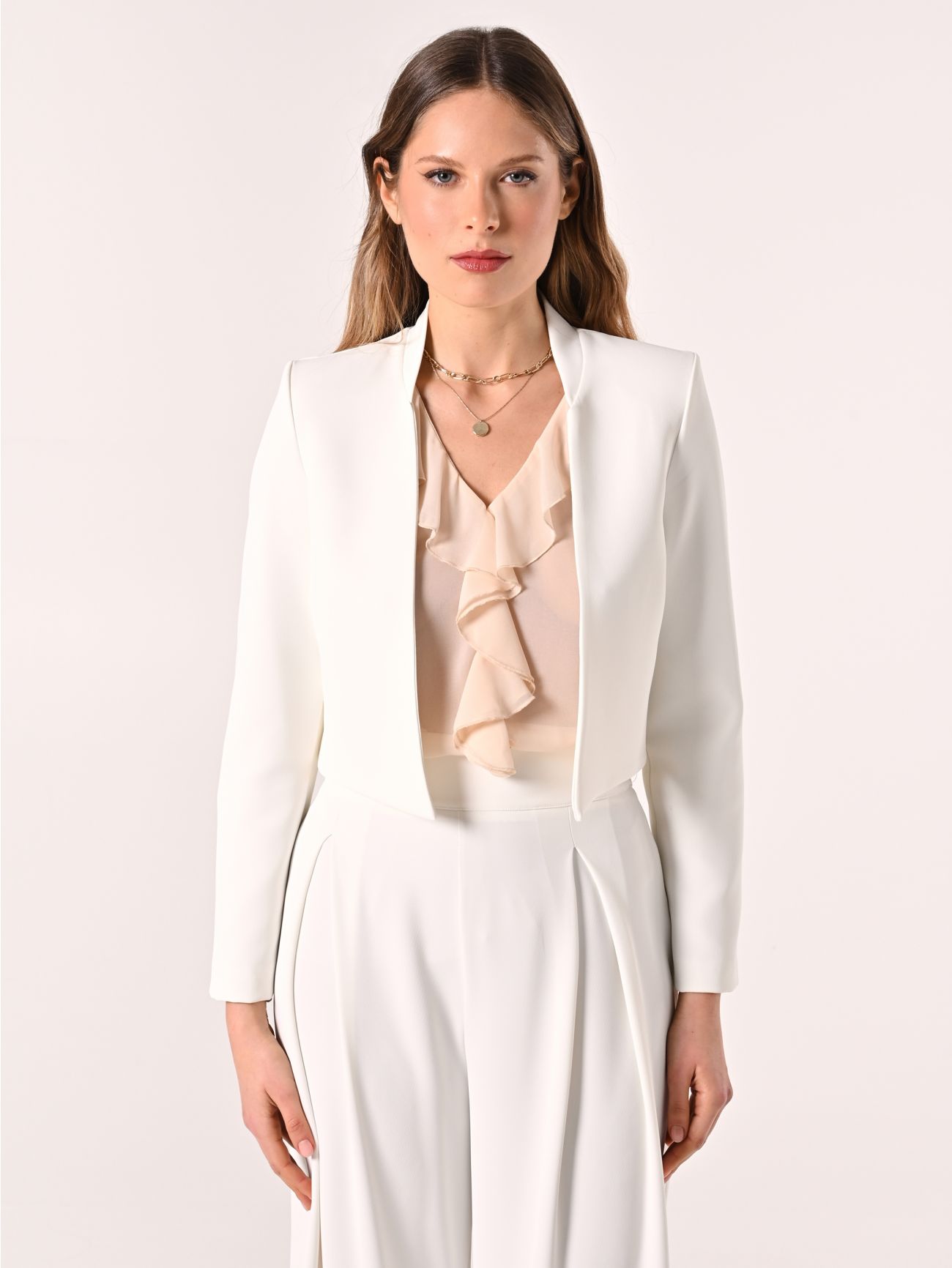 White Open Shrug det_2