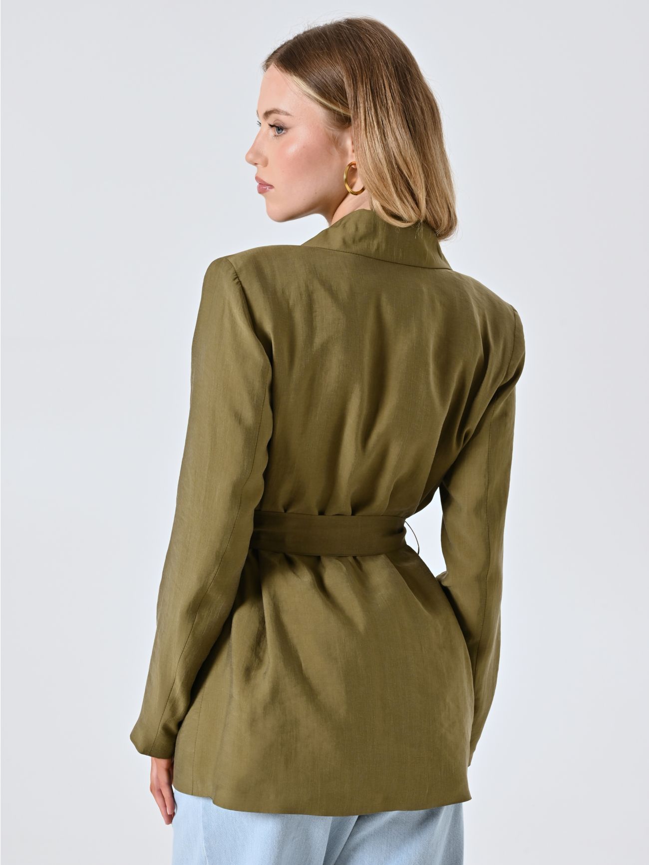 Militärgrüne Jacke mit Gürtel det_3