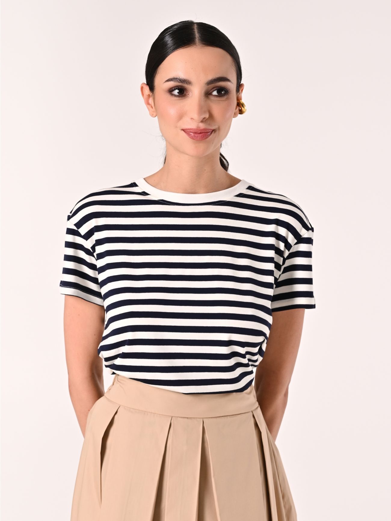 Camiseta de rayas marineras blancas y azules in_i7