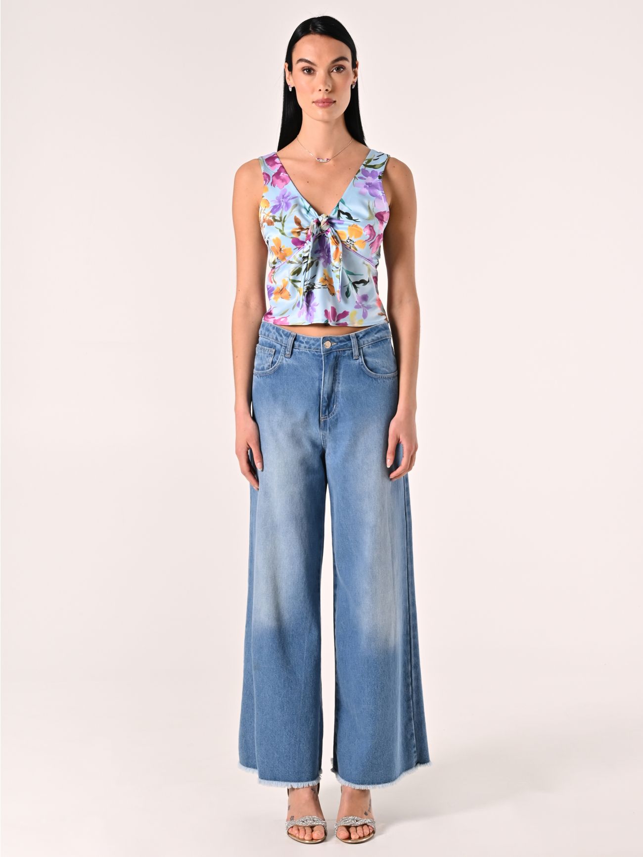 Floral-print Top with Knot det_1