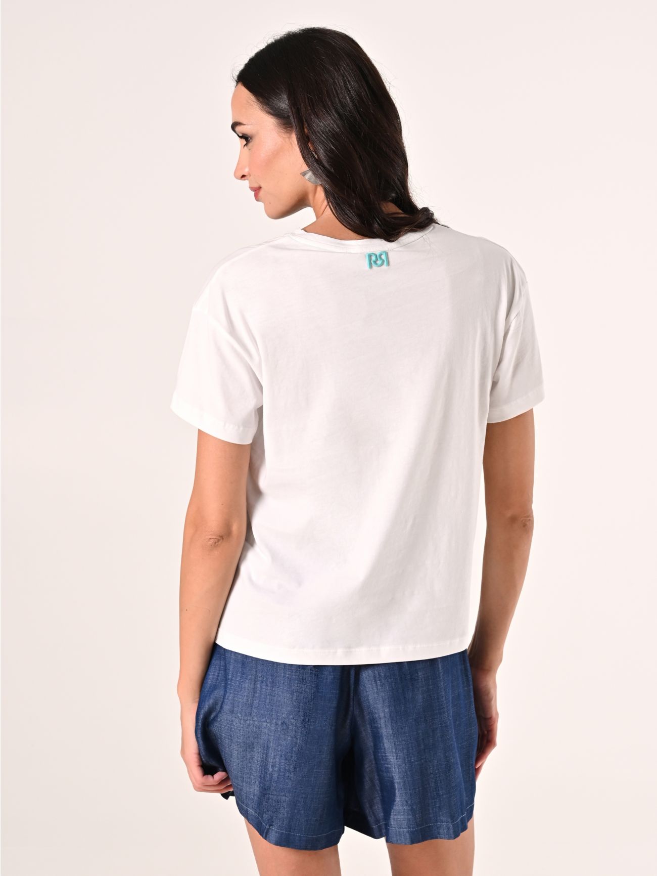 T-Shirt Ricamo in Rilievo det_3