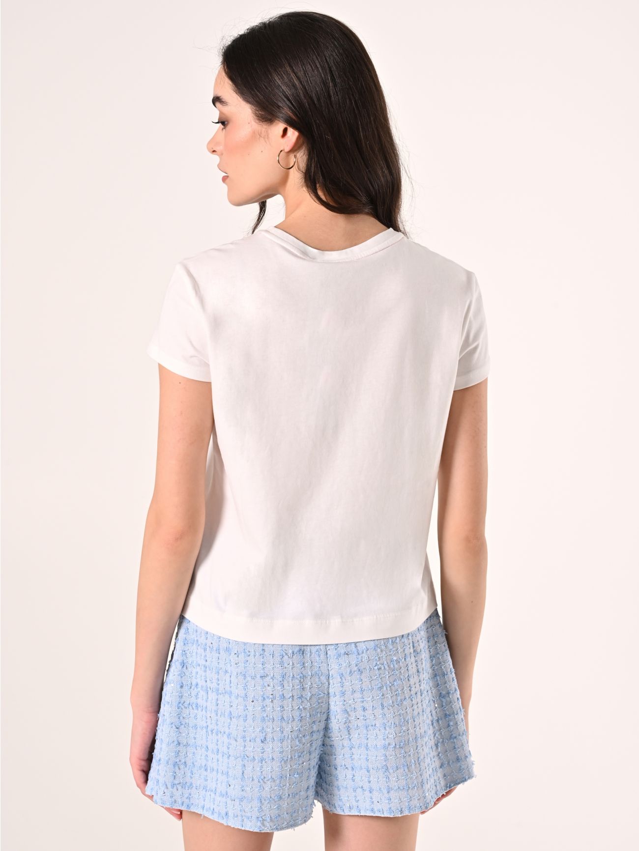 Bedrucktes T-Shirt mit erhabener Stickerei det_3