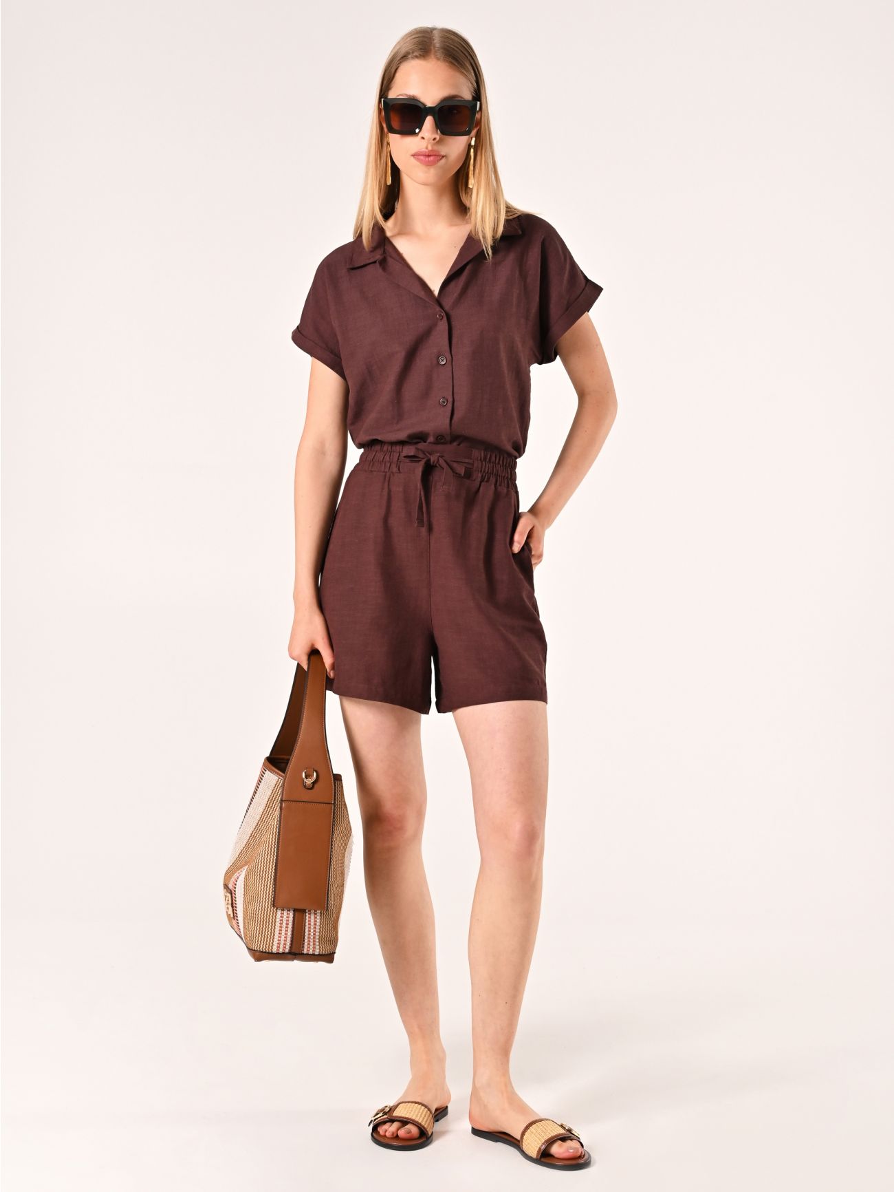 Chocolate Shorts in Linen Cotton sp_e1