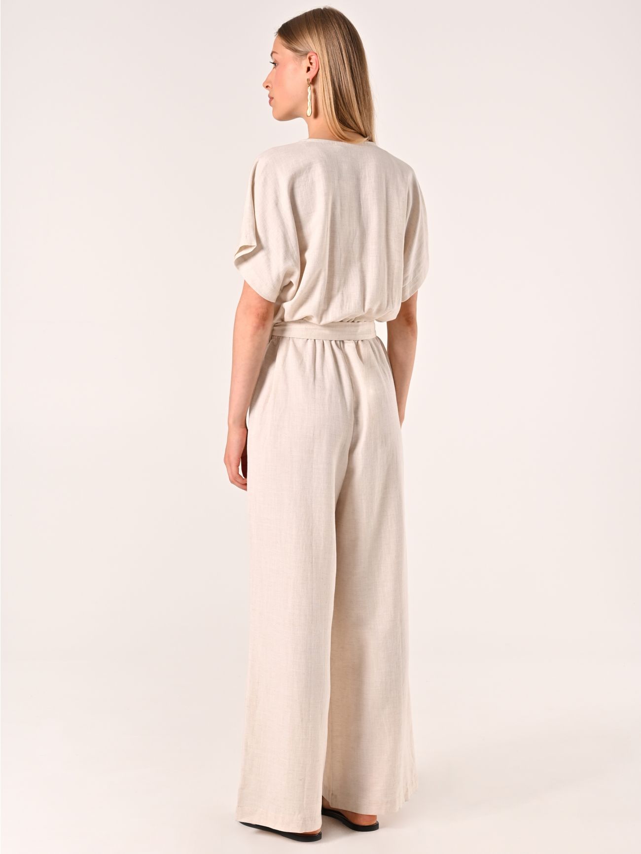 Beige Jumpsuit in Linen Cotton det_3