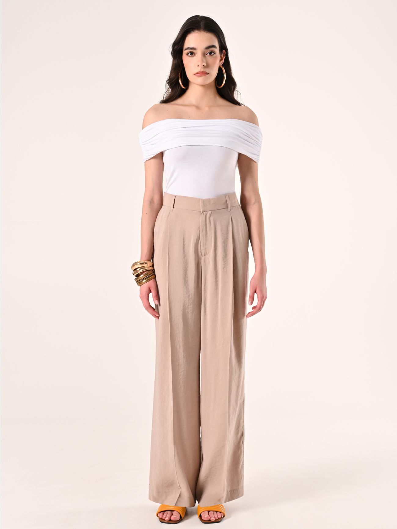 Wide Trousers in Dark Beige Modal Blend det_1