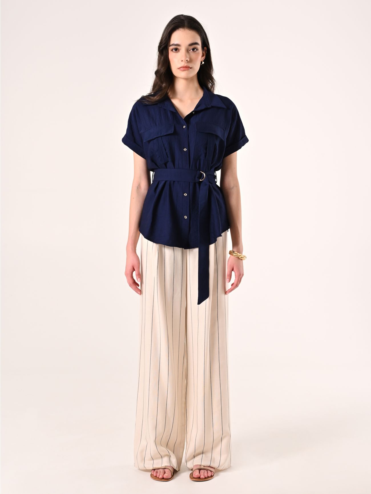Bluse in Blau mit geprägter Optik det_1