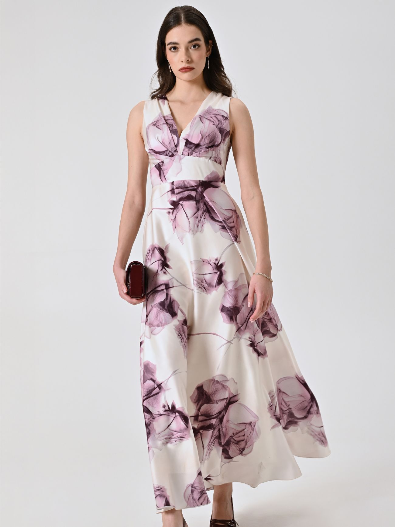 Langes Kleid mit Blumenmuster in Malve sp_e1