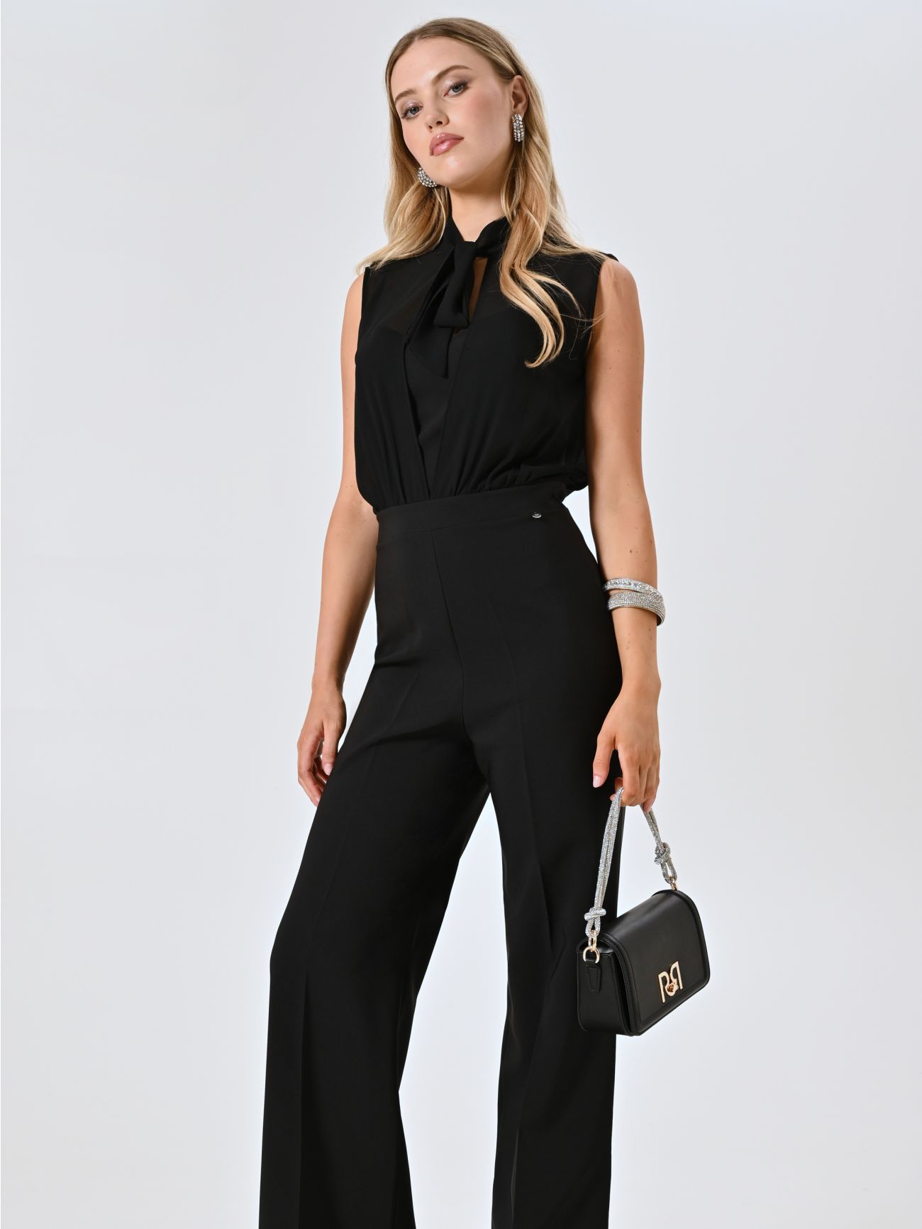 Tuta profilo Bustier e Fiocco sp_e1