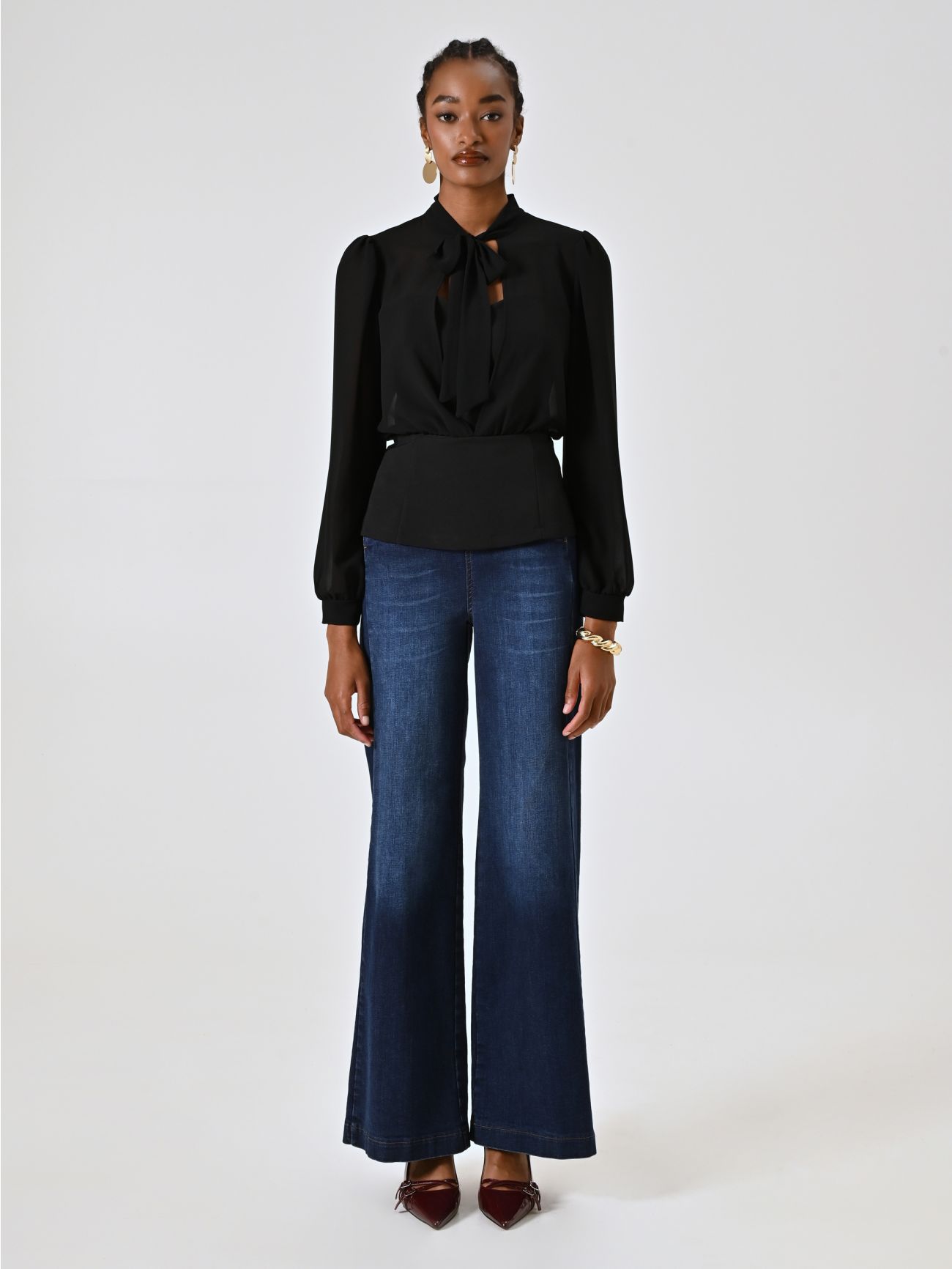 Blusa bustier negra con lazo det_1