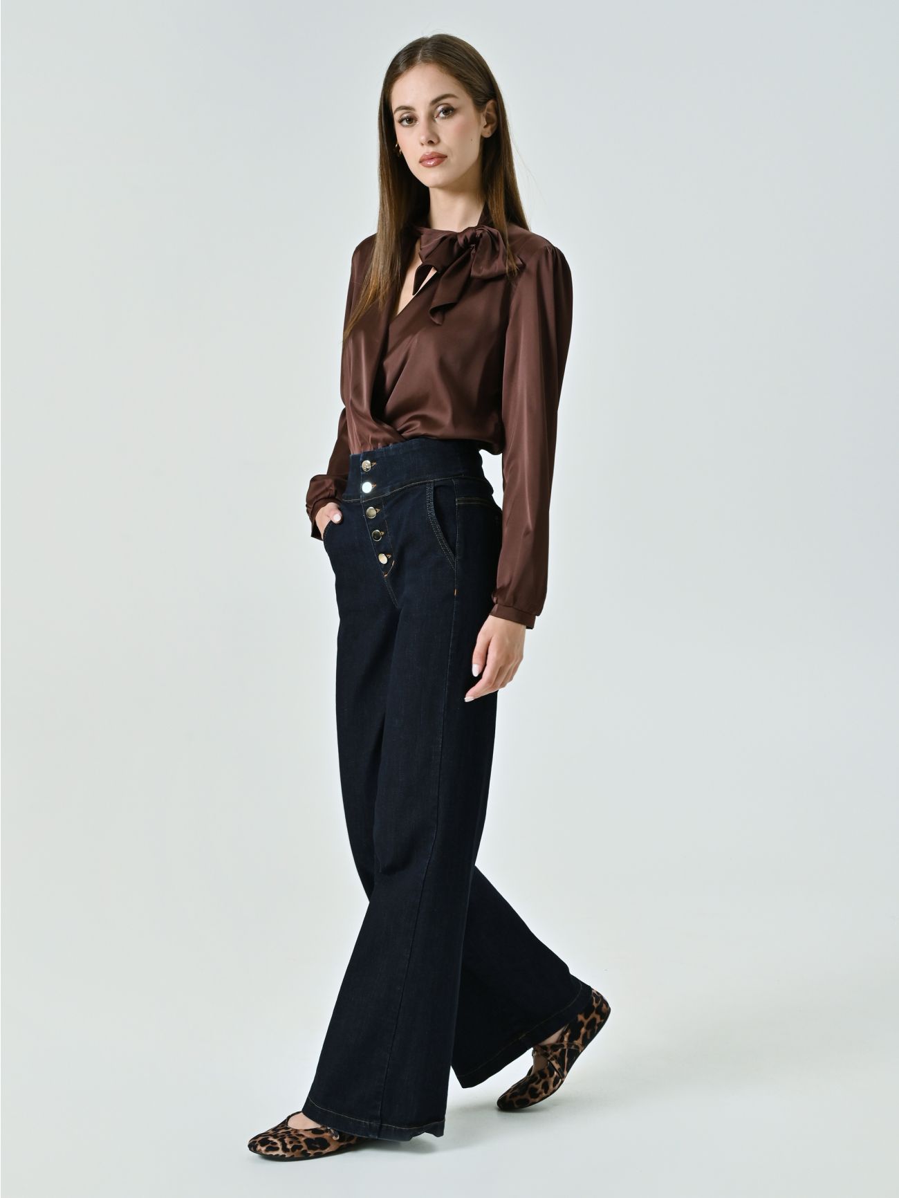 Vaqueros wide leg in_i7