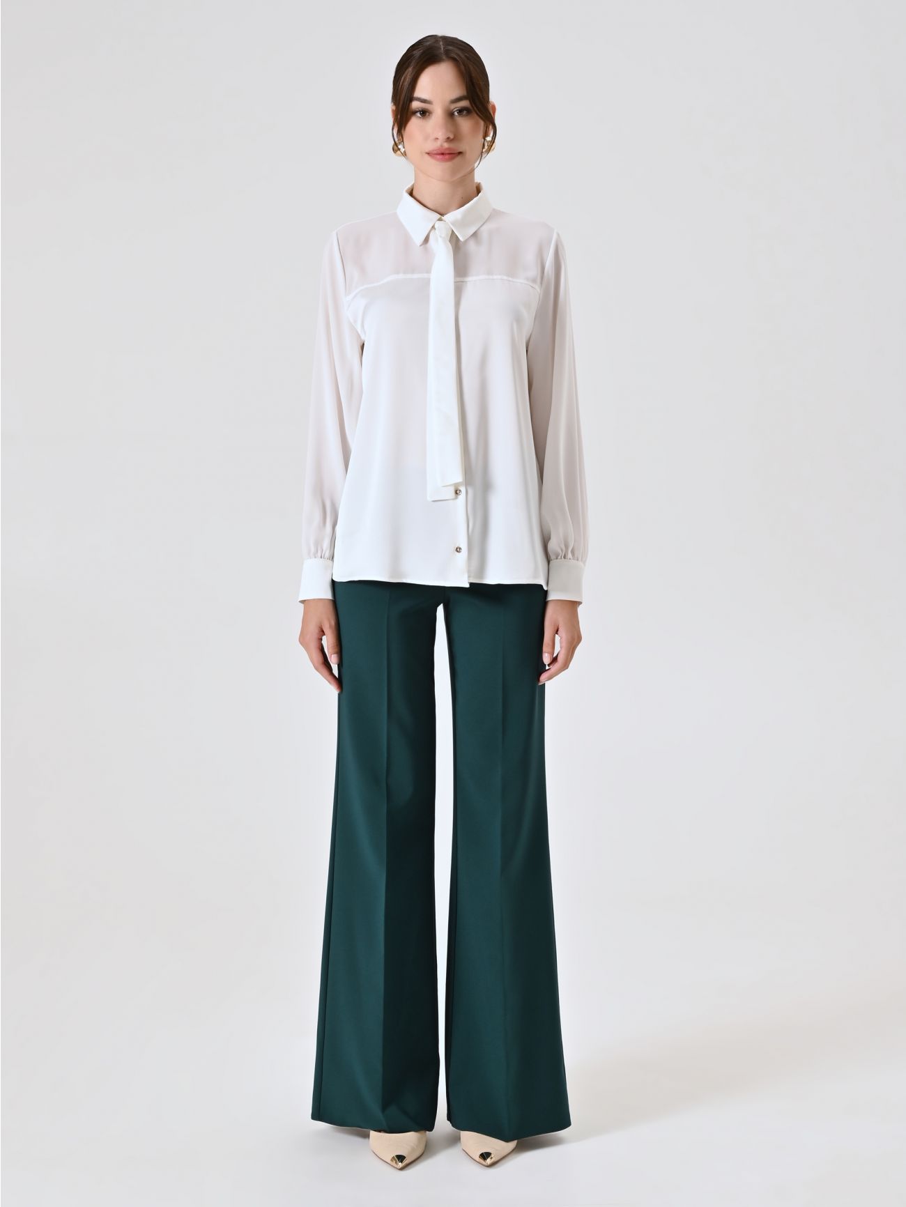 Camicia Bianca con Fiocco Removibile det_1