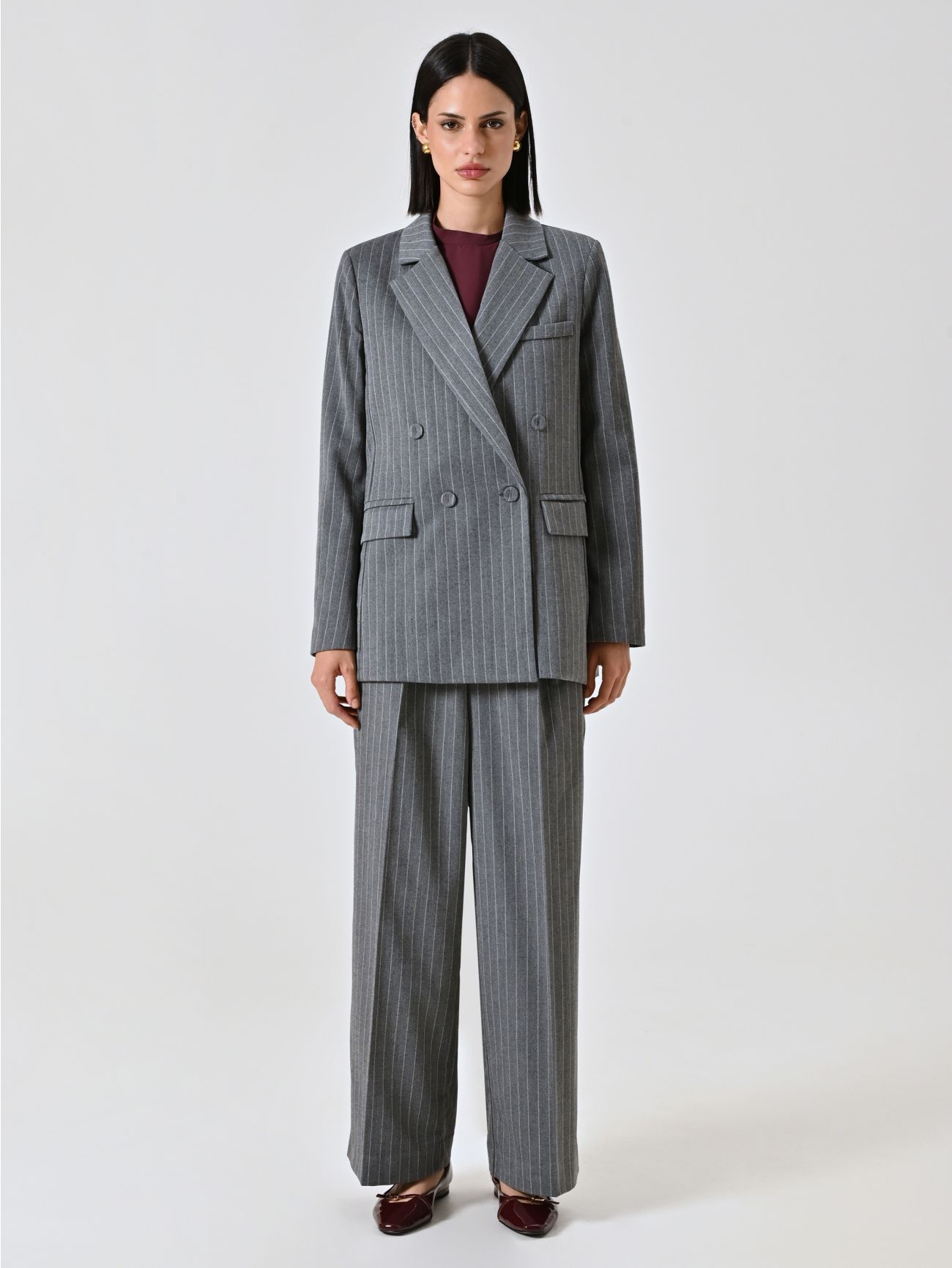 Zweireihige Jacke in Grau mit Nadelstreifen det_1