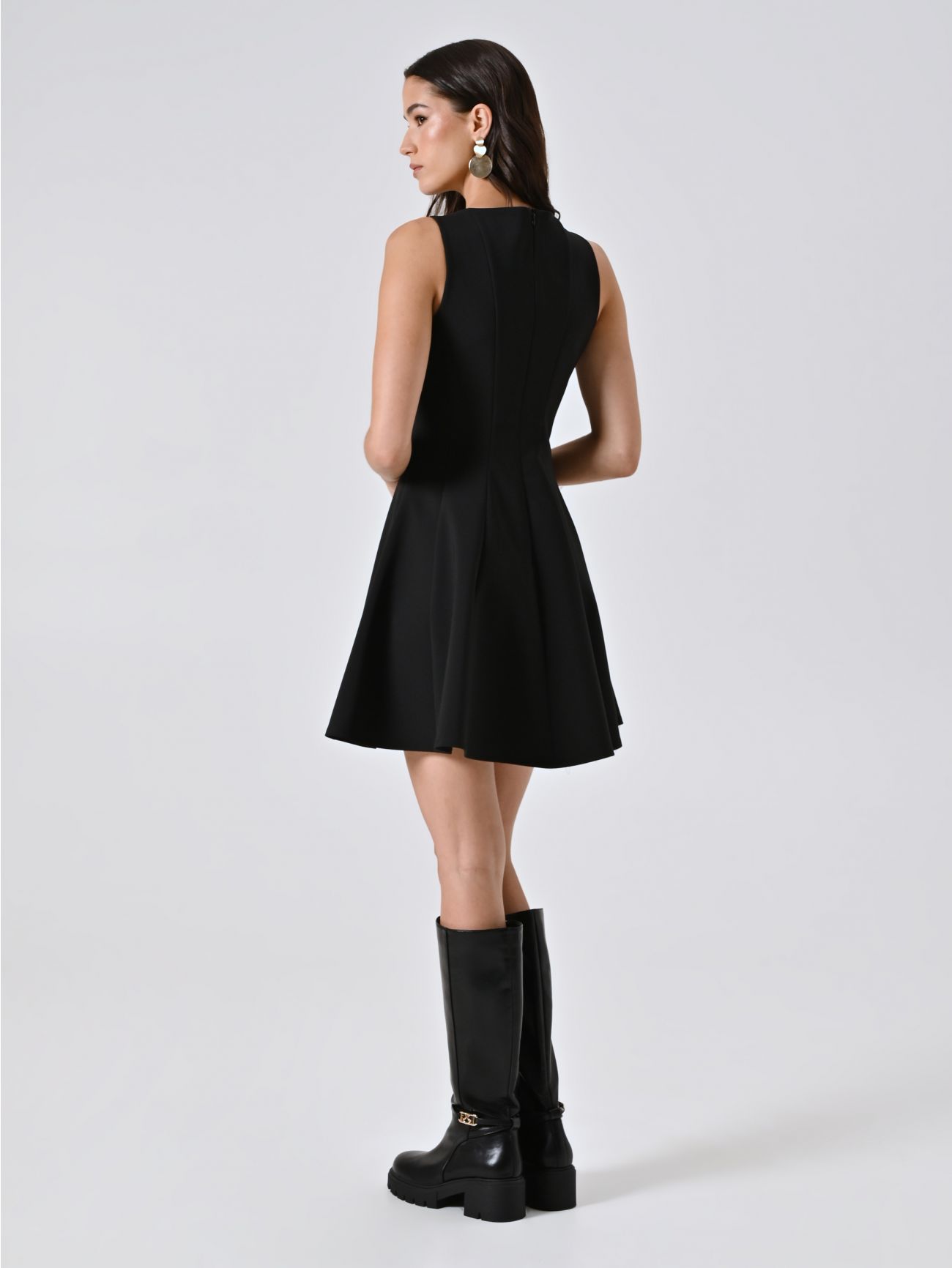 Robe évasée noire det_3
