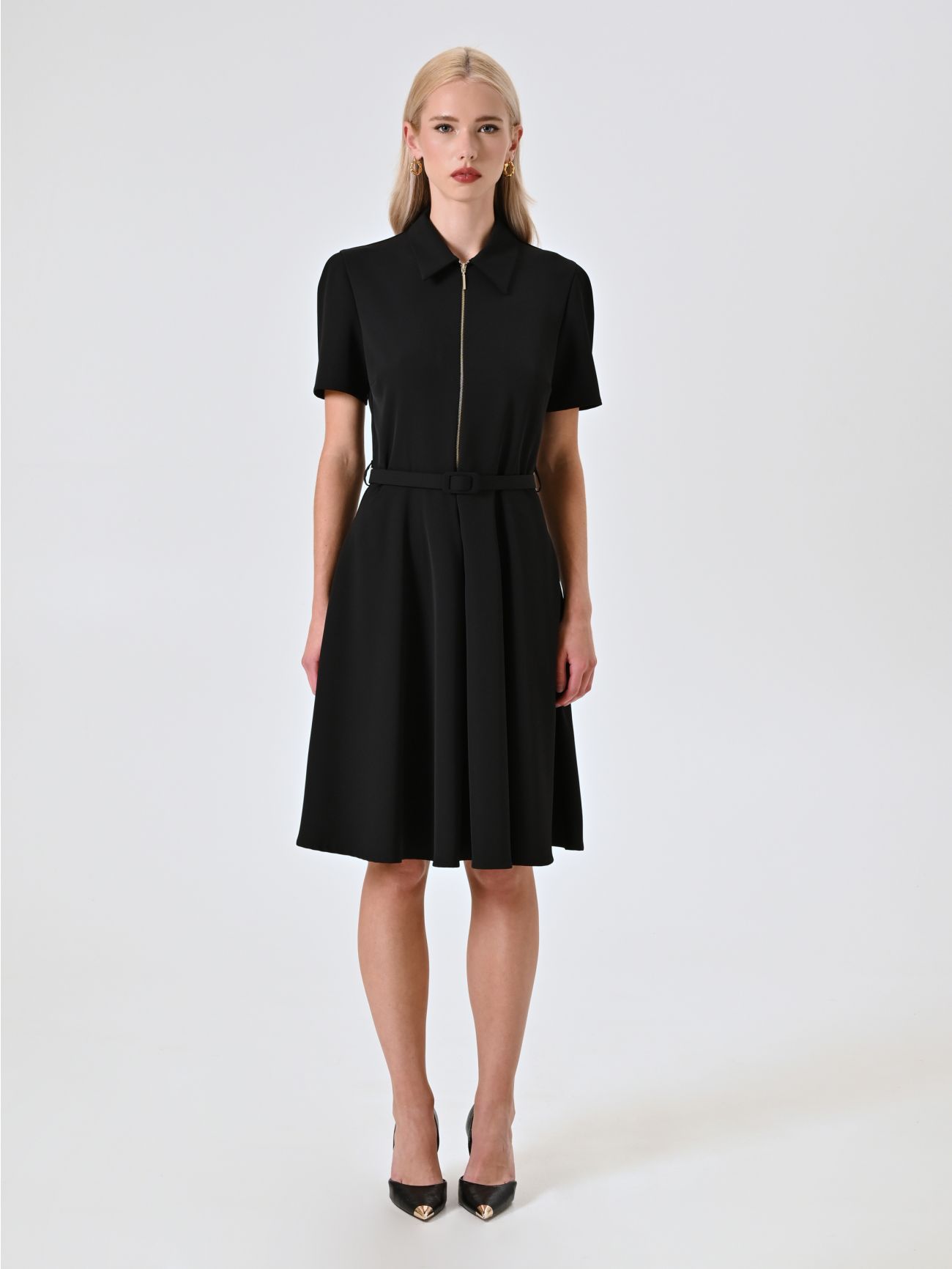Kleid mit Reißverschluss und Kragen det_1