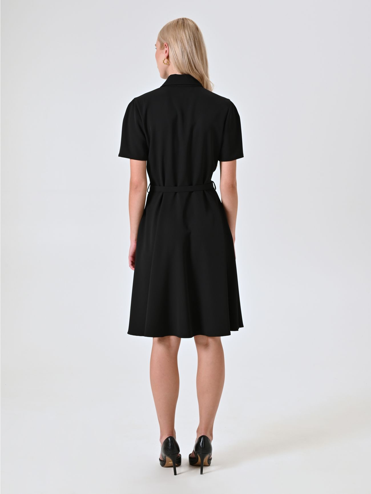 Kleid mit Reißverschluss und Kragen det_3